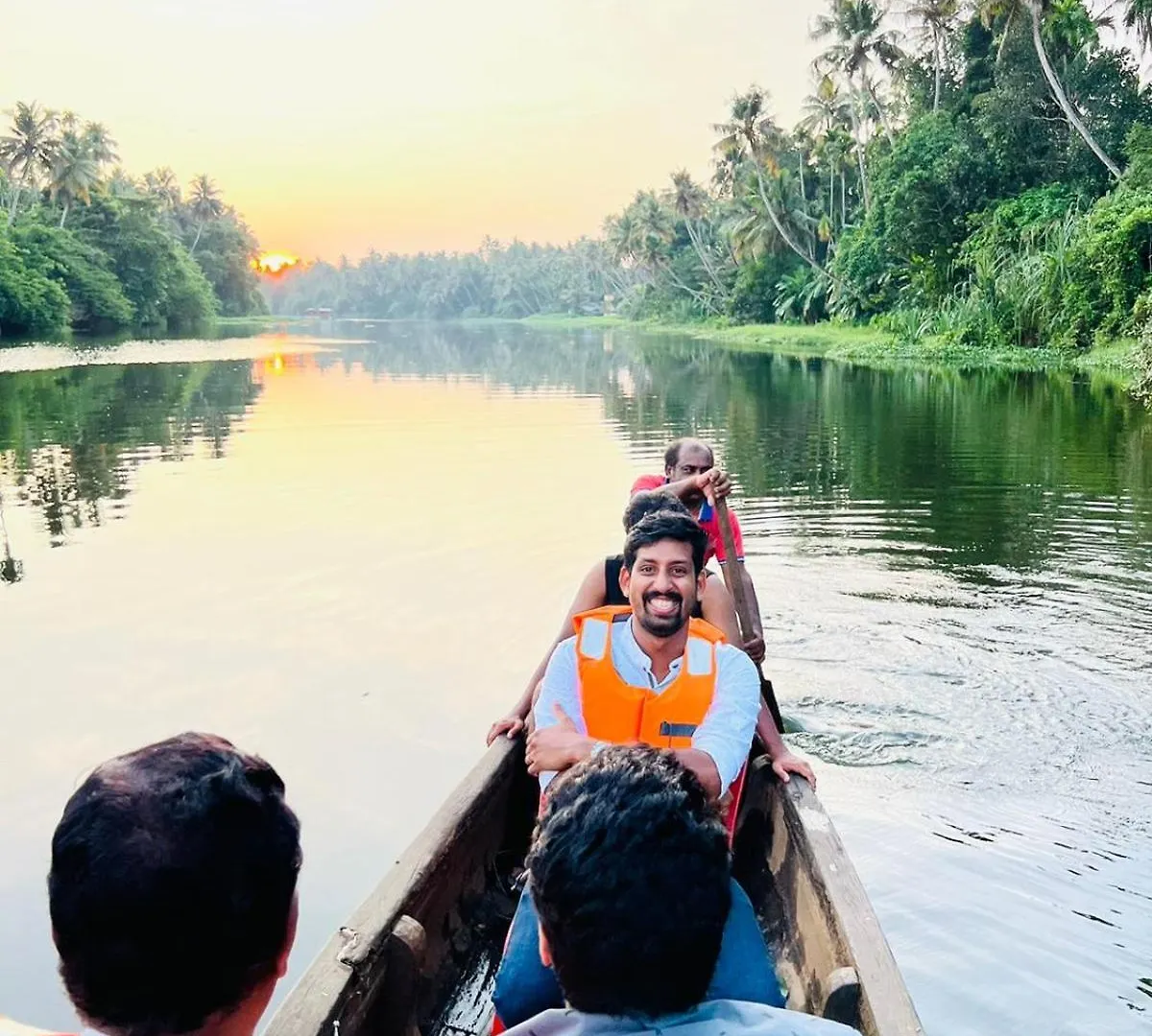 Resort Cijo'S Hut And Tree House Hotel Thrissur